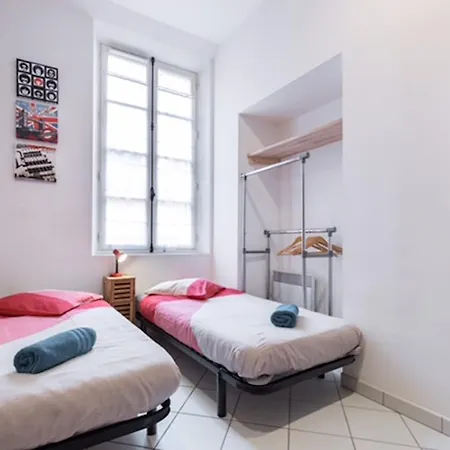 Апартаменты Ste Reparate F4 Moderne, Design, Place Rossetti, Heart Old Town