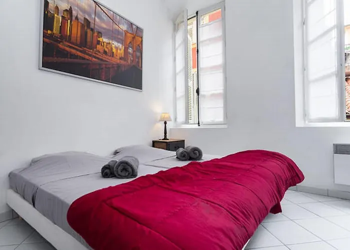 Ste Reparate F4 Moderne, Design, Place Rossetti, Heart Old Town شقة