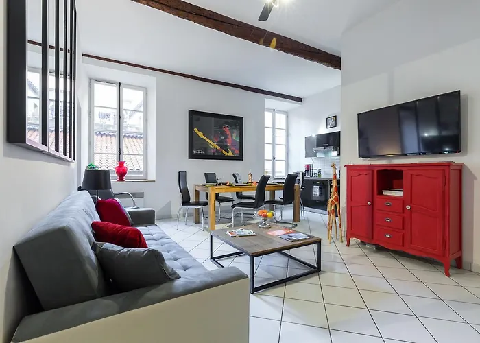 Ste Reparate F4 Moderne, Design, Place Rossetti, Heart Old Town شقة نيس